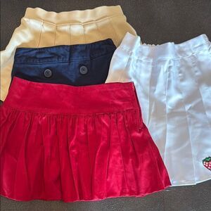 Old Navy Bundle of 4 White and Red Mini Bubble Skort size 5-6T